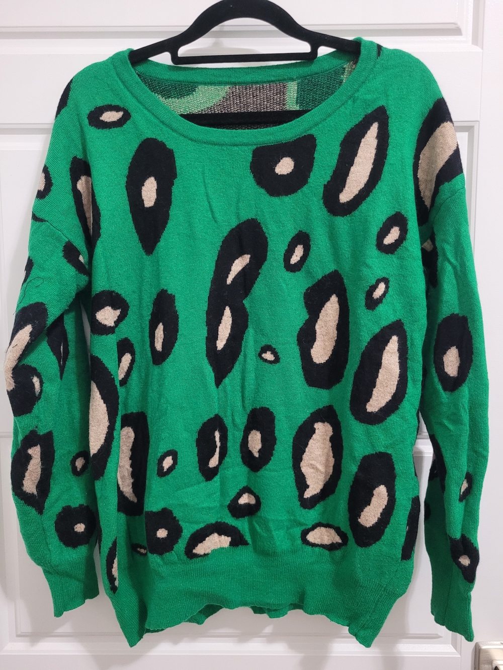 YesStyle Green Leopard-Print Crewneck Sweater